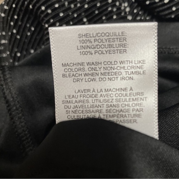 ❤️❤️ Express Pleated Wrap Front Short Sleeve Tied Romper Black White Print❤️❤️ - Picture 6 of 6